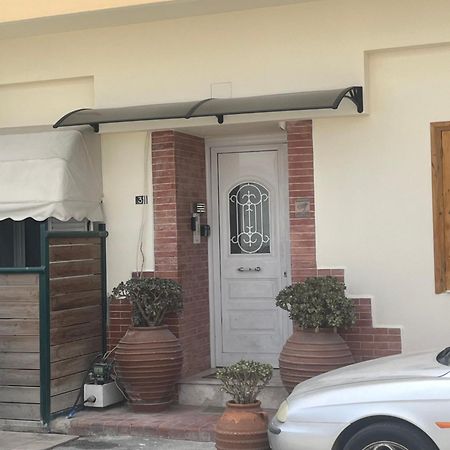 Safe & Cool Apartment Ираклио Екстериор снимка
