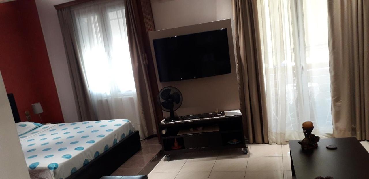 Safe & Cool Apartment Ираклио Екстериор снимка