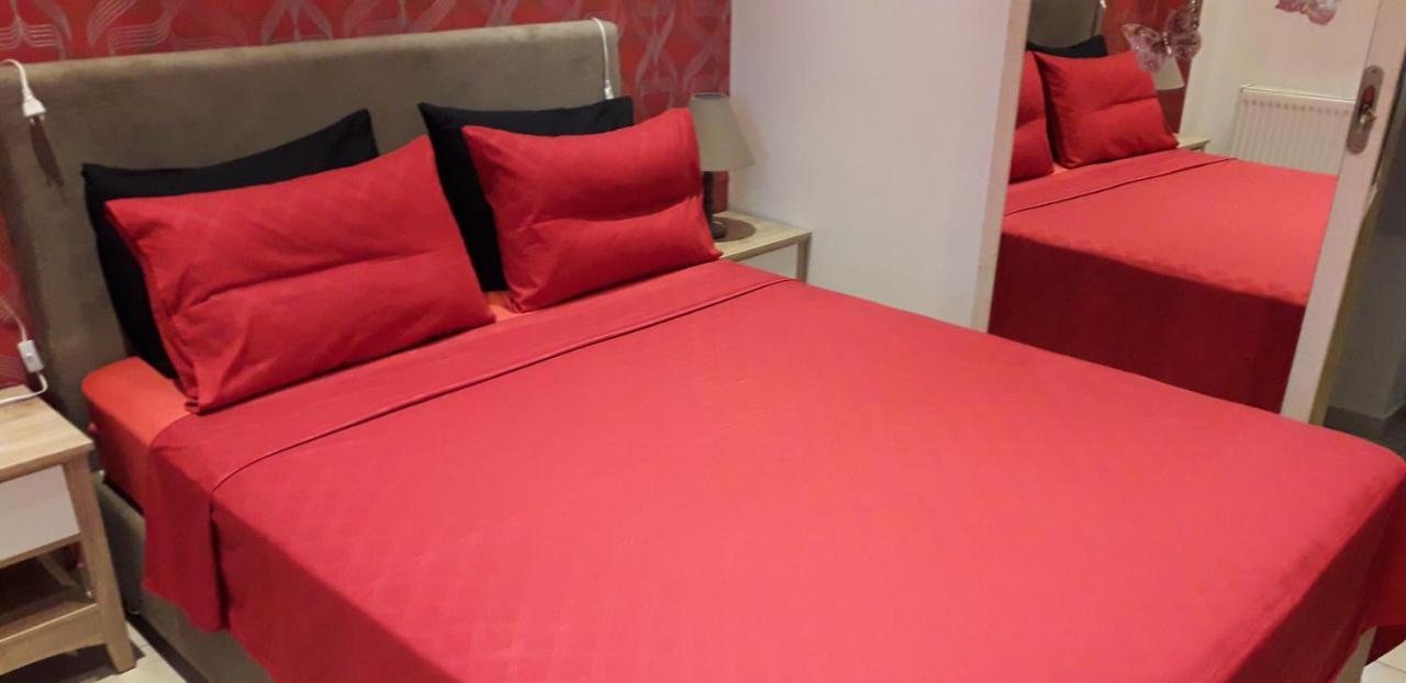 Safe & Cool Apartment Ираклио Екстериор снимка