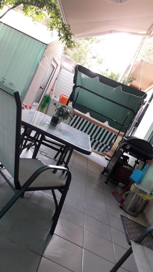 Safe & Cool Apartment Ираклио Екстериор снимка