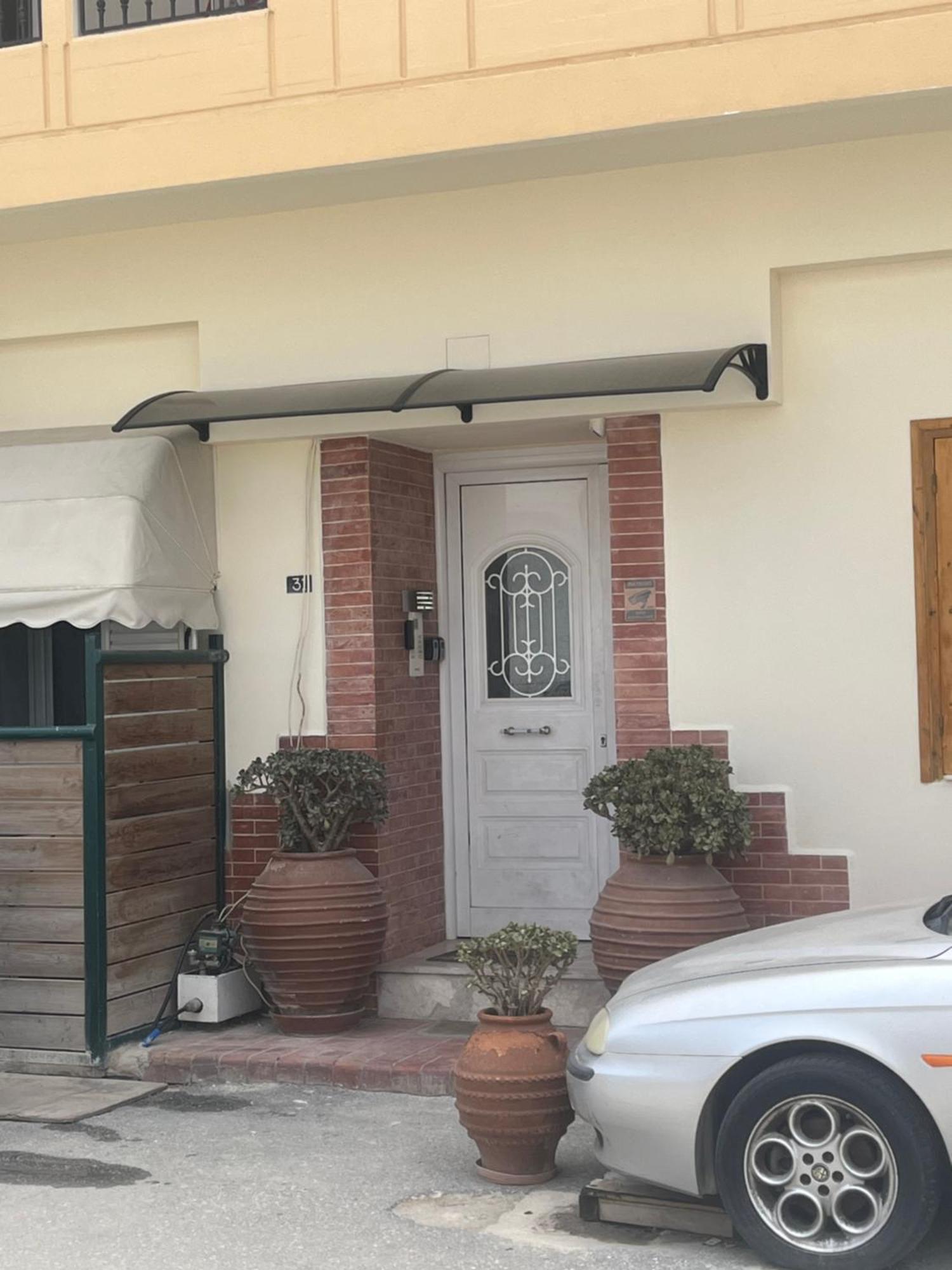 Safe & Cool Apartment Ираклио Екстериор снимка